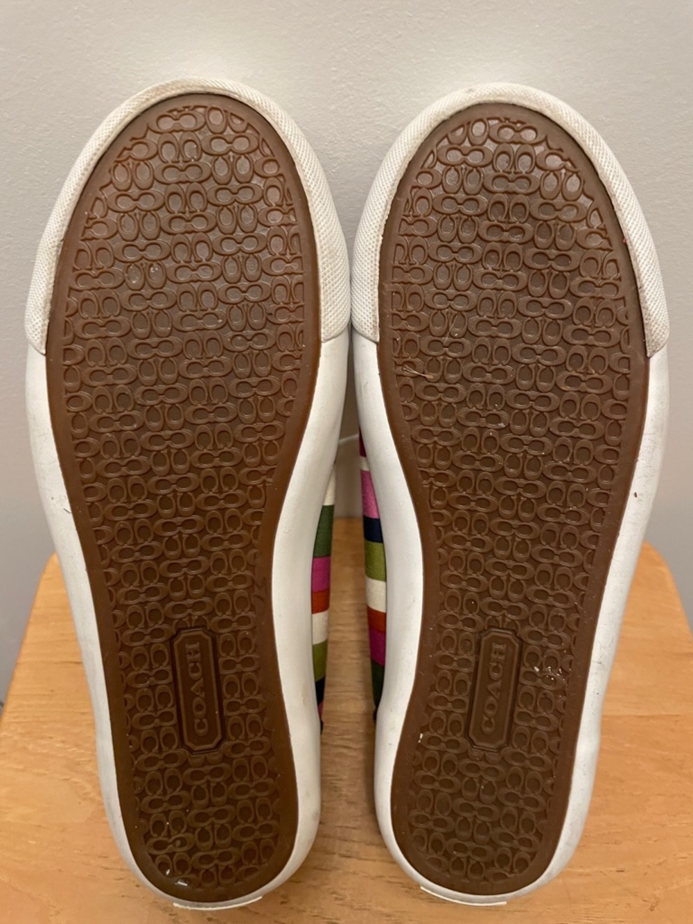 COACH Multicolor Striped Canvas Low-Top Sneakers with White Laces - Picture 5 of 5